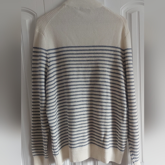 IZOD NWOT QUARTER ZIP PREMIUM SWEATER - Picture 2 of 10